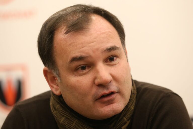 Александр Гришин назвал пять команд-претендентов на медали РПЛ