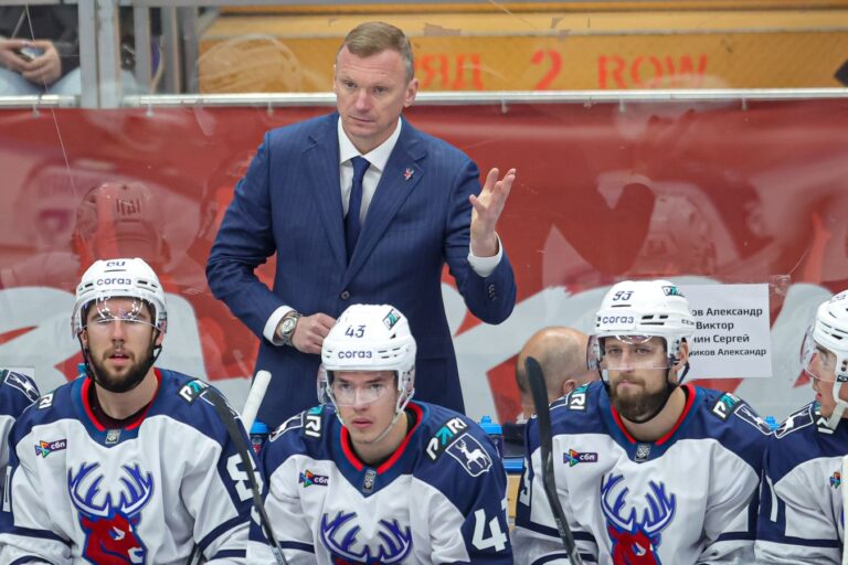 «Торпедо» уступило «Динамо» со счётом 2:4 в матче КХЛ