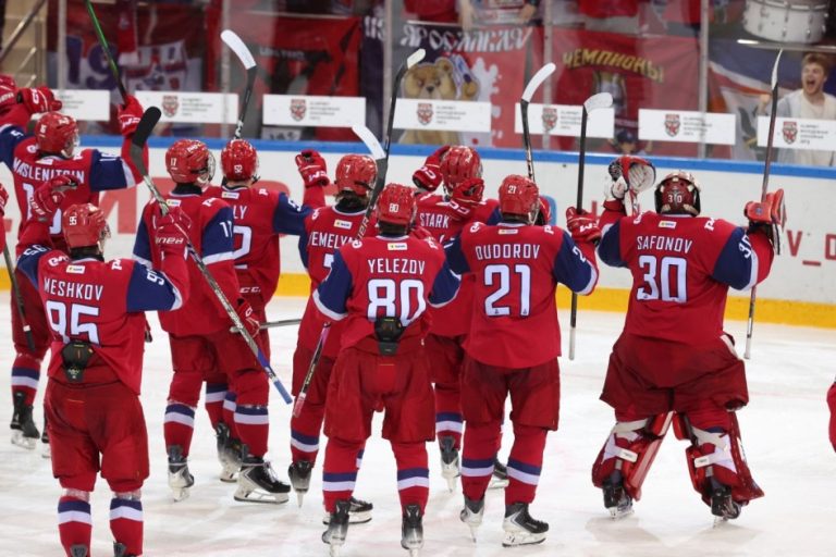 МХК «Локо» выиграл Кубок Харламова
