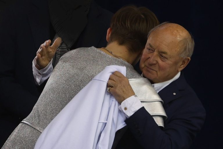 Мишин отметил влияние чемпионства «Зенита» на настроение фигуристов