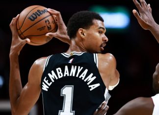 Вембаньяма получил неспортивный фол в финале НБА Вембаньяма получил неспортивный фол в финале НБА