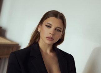 Александра Солдатова поделилась фото с отдыха и рассказала о поддержании формы Александра Солдатова поделилась фото с отдыха и рассказала о поддержании формы