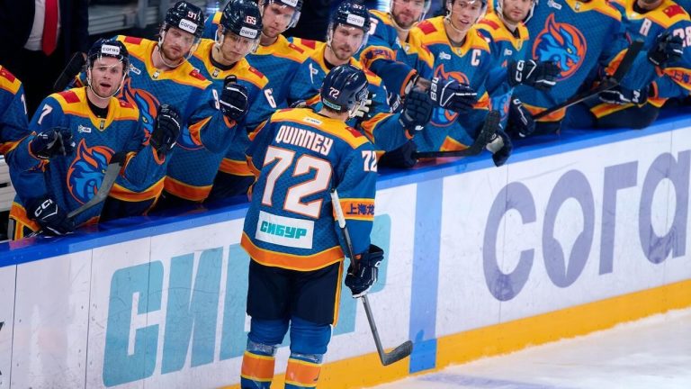 «Сочи» подписал на сезон американского форварда Гейджа Куинни