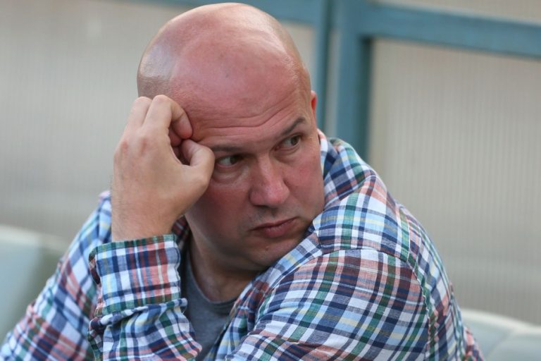 «Крылья Советов» продлили контракт с тренером Булатовым