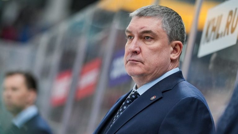 «Ак Барс» продлил контракт с Анваром Гатиятулиным на два года