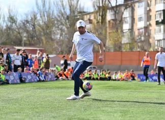 Глушаков: Мы все хотим, чтобы Сафонов получил приз Яшина Глушаков: Мы все хотим, чтобы Сафонов получил приз Яшина
