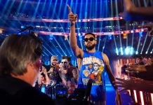 Карл-Энтони Таунс провёл чокслэмы на WWE в Мэдисон-сквер-гарден Карл-Энтони Таунс провёл чокслэмы на WWE в Мэдисон-сквер-гарден