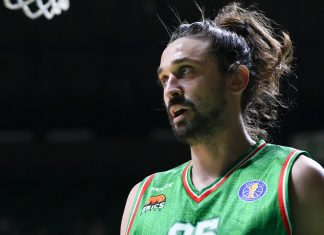 Алексей Швед претендует на роль капитана УНИКСа после ухода Кулагина Алексей Швед претендует на роль капитана УНИКСа после ухода Кулагина