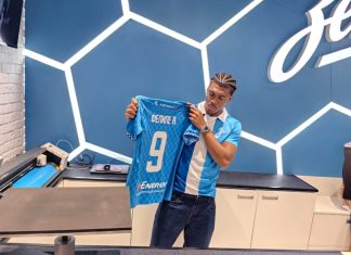 «Зенит» официально представил Андраде и Фелипе Аугусто «Зенит» официально представил Андраде и Фелипе Аугусто