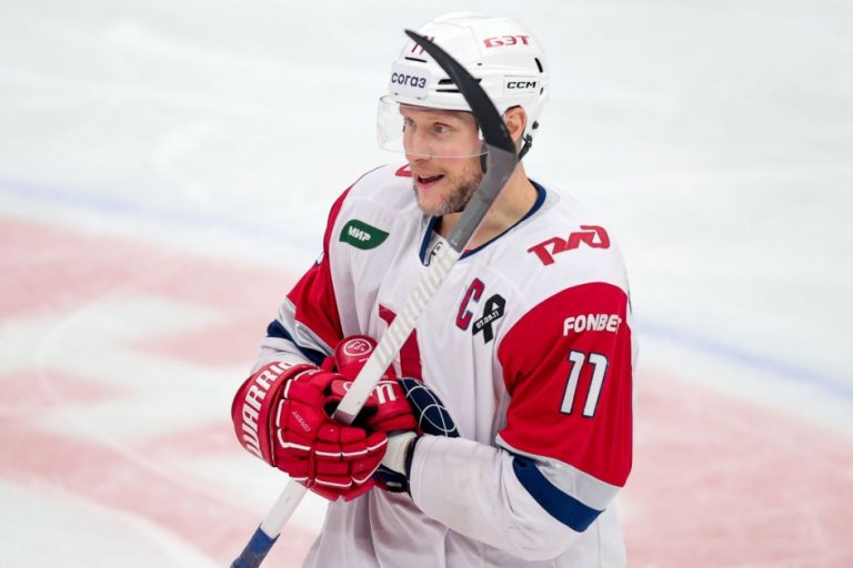 Сергей Андронов будет заниматься развитием молодых хоккеистов ЦСКА