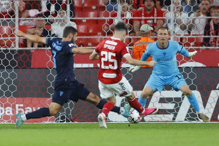 Гасилин призвал «Спартак» сохранить Пруцева