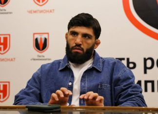 Арман Царукян готовится к реваншу с Чарльзом Оливейрой Арман Царукян готовится к реваншу с Чарльзом Оливейрой