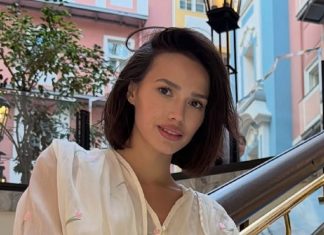 Алина Загитова продемонстрировала новый образ с длинными волосами Алина Загитова продемонстрировала новый образ с длинными волосами