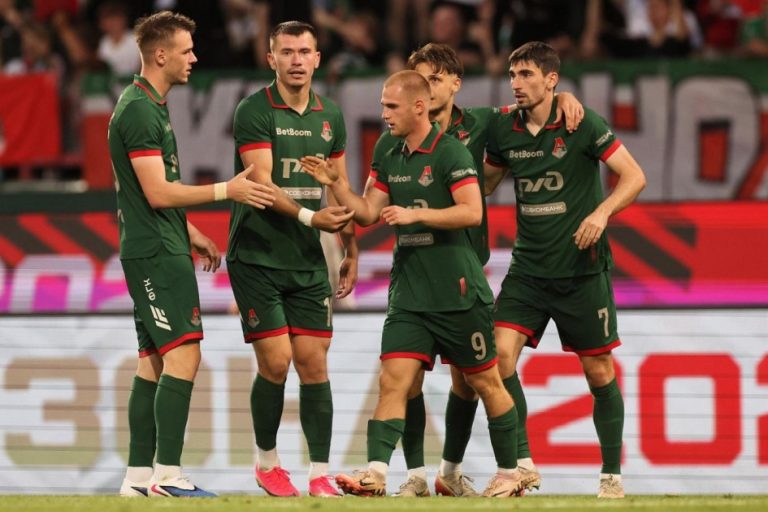 «Локомотив» обыграл «Спартак» в контрольном матче 2:0