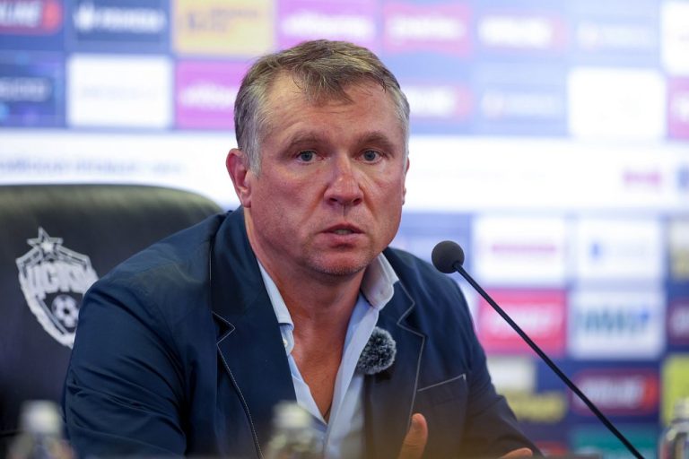 В «Балтике» назревает скандал между Талалаевым и спортивным директором