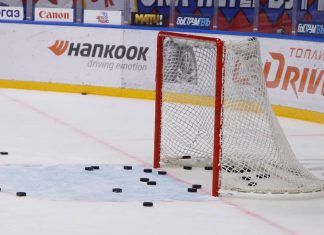 Черкас сравнил лимит на легионеров в КХЛ и РПЛ Черкас сравнил лимит на легионеров в КХЛ и РПЛ
