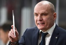 Разин: «Металлург» обсуждал возвращение Гребёнкина Разин: «Металлург» обсуждал возвращение Гребёнкина
