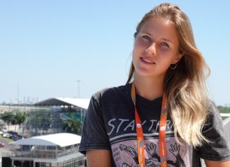 Захарова уступила Сарасуа в четвертьфинале Мемфиса Захарова уступила Сарасуа в четвертьфинале Мемфиса