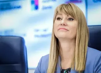 Журова: Двалишвили надо подумать, с кем он ссорится Журова: Двалишвили надо подумать, с кем он ссорится
