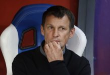 Семак объяснил уход с матча с «Родиной» Семак объяснил уход с матча с «Родиной»