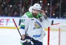 Кузнецов подписал однолетний контракт с «Сибирью» Кузнецов подписал однолетний контракт с «Сибирью»