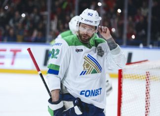 Кузнецов подписал однолетний контракт с «Сибирью» Кузнецов подписал однолетний контракт с «Сибирью»