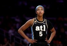 Риз побила два рекорда WNBA в игре с «Спаркс» Риз побила два рекорда WNBA в игре с «Спаркс»