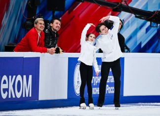 ISU одобрил нейтральный статус ещё четырём российским фигуристам ISU одобрил нейтральный статус ещё четырём российским фигуристам