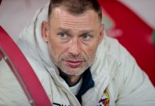 Березуцкий сыграл в падел с Ребровым в Марбелье Березуцкий сыграл в падел с Ребровым в Марбелье