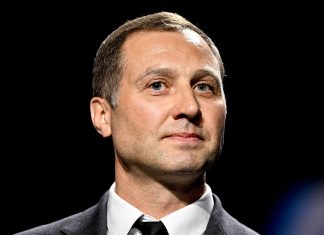КХЛ закроет лазейки в потолке зарплат КХЛ закроет лазейки в потолке зарплат