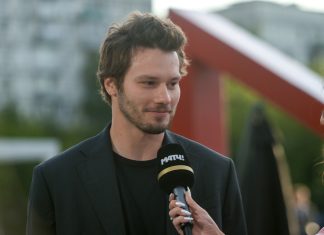 Сергачёв не смотрел чемпионат мира по хоккею Сергачёв не смотрел чемпионат мира по хоккею