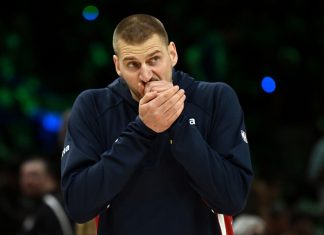 Йокич лидирует по передачам в плей-офф НБА Йокич лидирует по передачам в плей-офф НБА