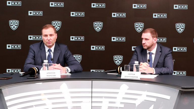КХЛ зарегистрировала пятилетний контракт Глотова со СКА
