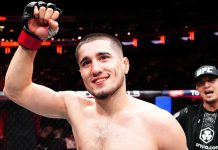 Боец UFC Сусуркаев: Нурмагомедов победит, но лёгкого боя не жду Боец UFC Сусуркаев: Нурмагомедов победит, но лёгкого боя не жду
