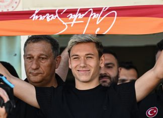 Алексей Батраков подписал контракт с «Галатасараем» до 2031 года Алексей Батраков подписал контракт с «Галатасараем» до 2031 года