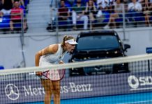 Корнеева вышла в четвертый круг турнира WTA-1000 в Торонто Корнеева вышла в четвертый круг турнира WTA-1000 в Торонто