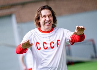 Мостовой резко раскритиковал работу Слуцкого в Китае Мостовой резко раскритиковал работу Слуцкого в Китае