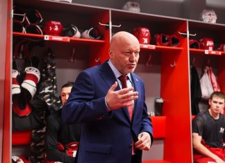 Экс-тренер «Автомобилиста» Заварухин рассказал, как борется с выгоранием на работе Экс-тренер «Автомобилиста» Заварухин рассказал, как борется с выгоранием на работе
