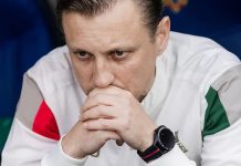 Нагорных опроверг слухи об увольнении Галактионова из «Локомотива» Нагорных опроверг слухи об увольнении Галактионова из «Локомотива»