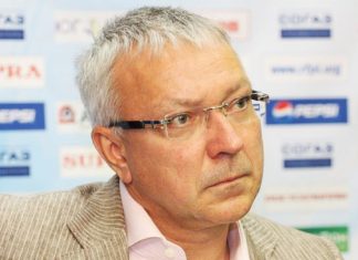Белоус заявил, что вечеринки Лопеса влияли на его футбольное долголетие Белоус заявил, что вечеринки Лопеса влияли на его футбольное долголетие
