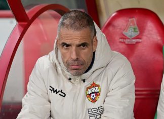 В ЦСКА раскрыли причину конфликта Мойзеса и экс‑тренера команды В ЦСКА раскрыли причину конфликта Мойзеса и экс‑тренера команды