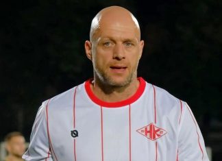 Рекуданов назвал Чугайнова неприятным человеком и тренером Рекуданов назвал Чугайнова неприятным человеком и тренером