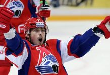 Сергей Коньков объяснил смысл правила о задержке шайбы руками Сергей Коньков объяснил смысл правила о задержке шайбы руками