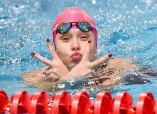 Российские пловцы завоевали золото чемпионата Европы в смешанной эстафете Российские пловцы завоевали золото чемпионата Европы в смешанной эстафете