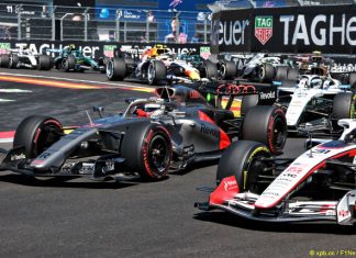 «Ауди» сократила отставание от «Хааса» до четырёх очков «Ауди» сократила отставание от «Хааса» до четырёх очков