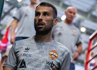 Гайич травмировался в матче ЦСКА с «Ростовом» Гайич травмировался в матче ЦСКА с «Ростовом»