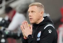 Василенко не смотрит в таблицу после поражения «Факела» Василенко не смотрит в таблицу после поражения «Факела»