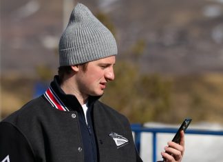 Ткачев пропустил матч «Металлурга» из-за болезни Ткачев пропустил матч «Металлурга» из-за болезни