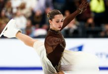 Валиева расплакалась после произвольной программы Валиева расплакалась после произвольной программы