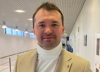 Роман Людучин назвал «Локомотив» фаворитом КХЛ Роман Людучин назвал «Локомотив» фаворитом КХЛ